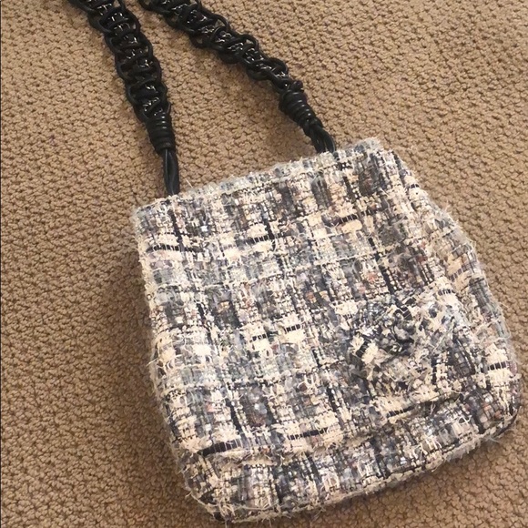 chanel boucle bag